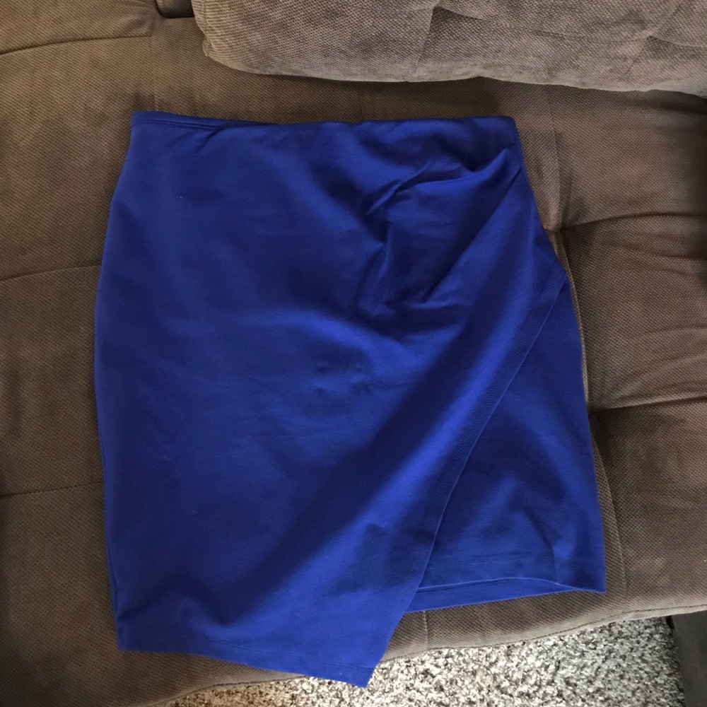 High waisted skirt